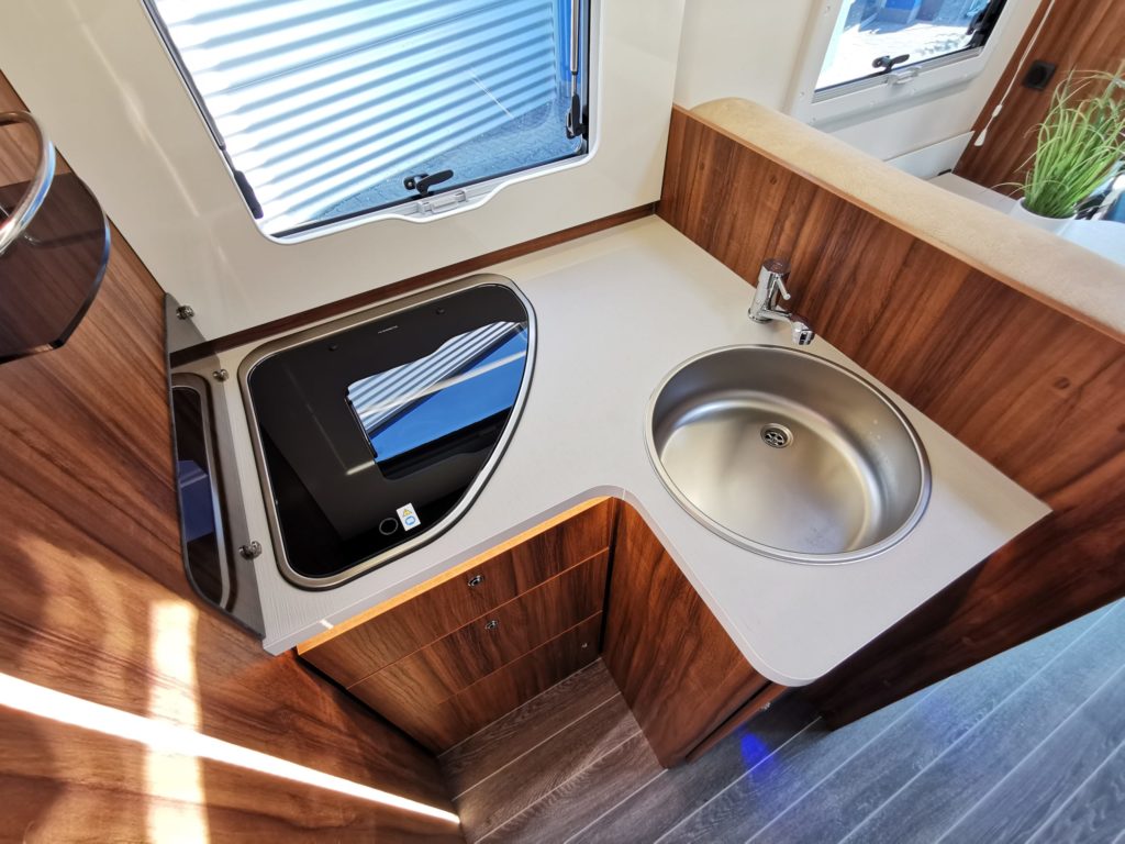 9995092a-0d94-4831-a42e-bd971a275338